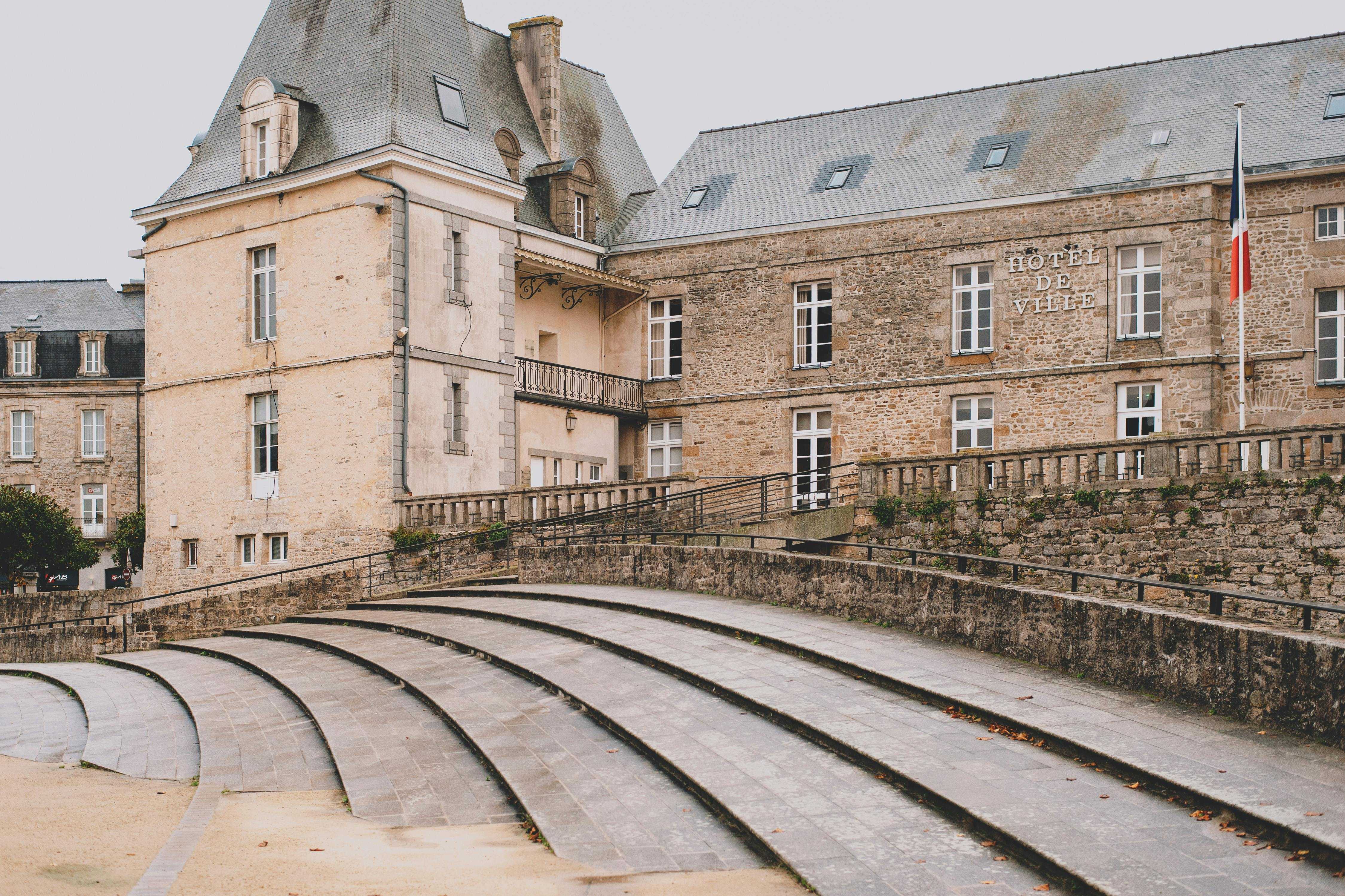 Dinan